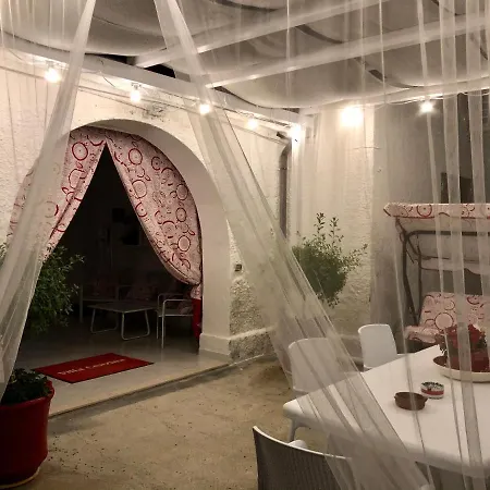 Cenzina فندق مبيت وإفطار مارينا دي بيستيتشي