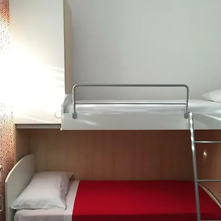 Cenzina فندق مبيت وإفطار 3*
